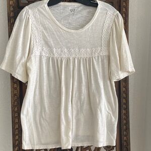 GAP Women's Cream Short Sleeve Lace Top